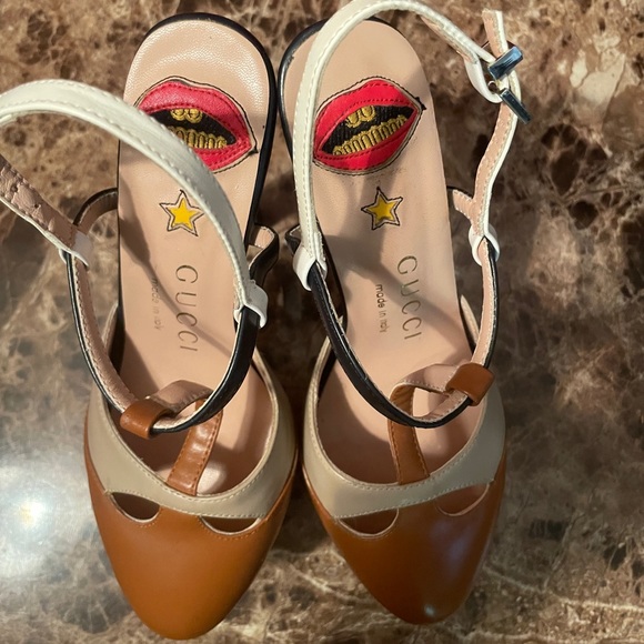 Gucci Angel Platforms Size 5 Brown, Tan, White & Navy Adjustable Ankle Strap - Picture 3 of 14